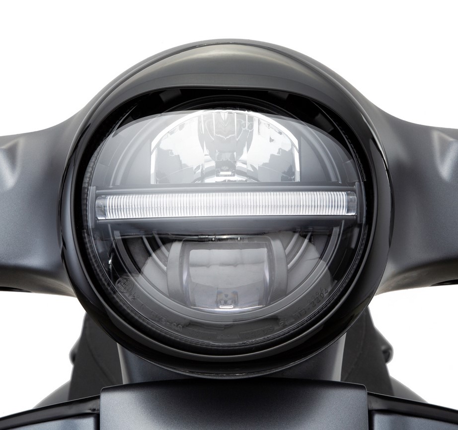 Anneau de lampe pour Vespa GTS/GTS Super/GT/GT L 125-300ccm, noir brillant