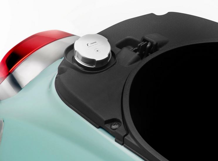 Bouchon de réservoir RIZOMA pour Vespa, argenté
