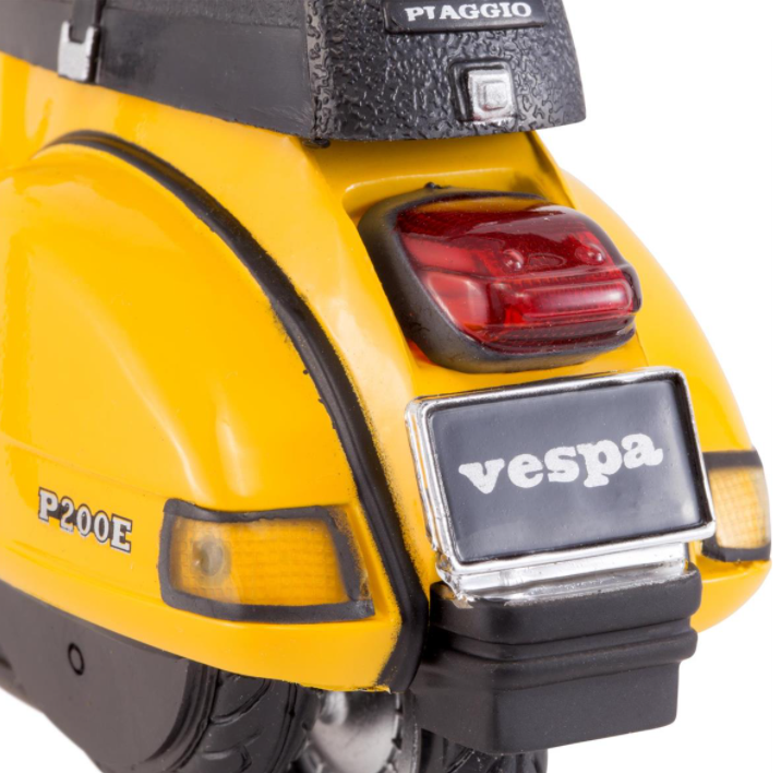 Modèle Vespa P200E (1978)